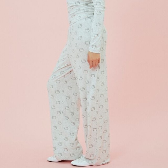 NEW Hello Kitty Pajama Pants Gray - Picture 10 of 10